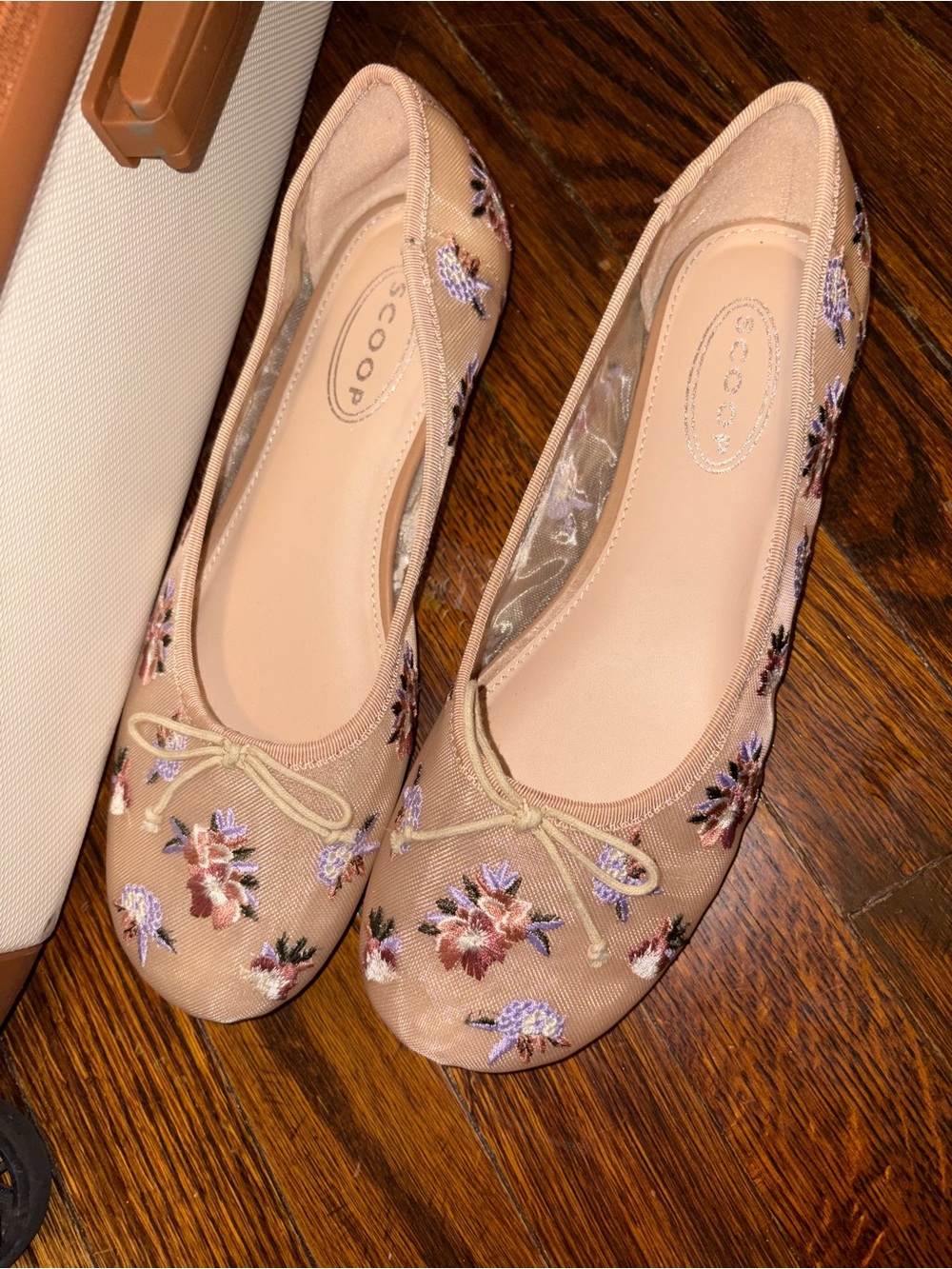 New never worn (only tried) Blush Floral Ballet Flats - Embroidered